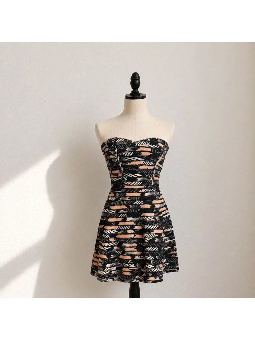 Parker Molly Silk Strapless Mini Dress Size S Black Pink Mesh Designer A-Line